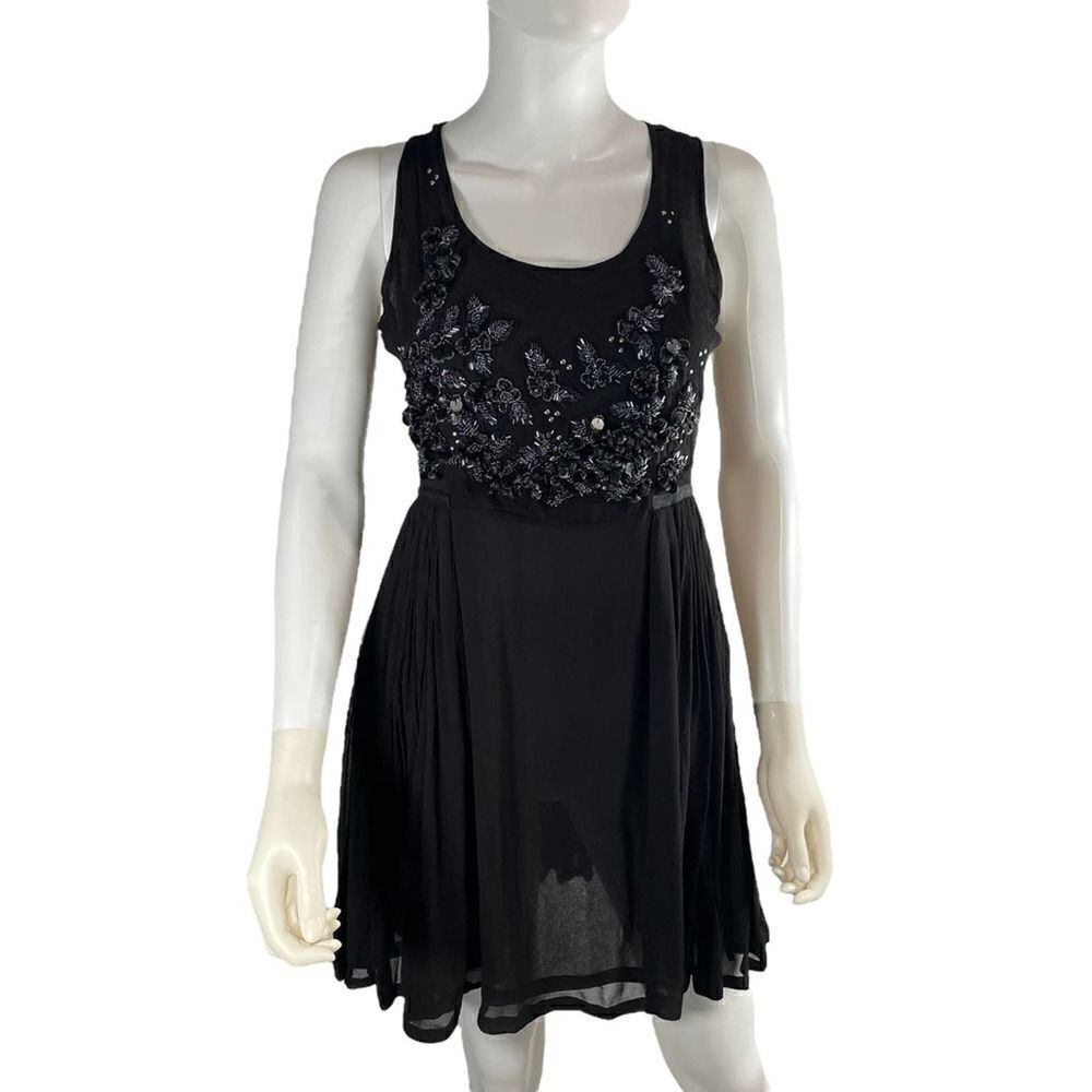 Topshop Fit and Flare Sleeveless Black Formal Dress